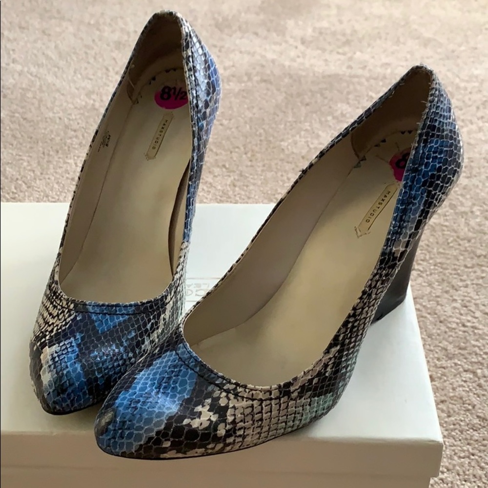 Animal kingdom beauties! Multi color wedges!